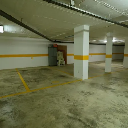 דירה Olhos De Agua 1br With Pool, Ac And Free Parking