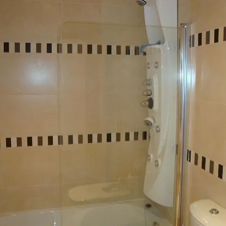 Olhos De água 1br With Pool, Ac&free Parking *